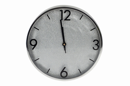 Zegar ścienny 30 cm srebrny